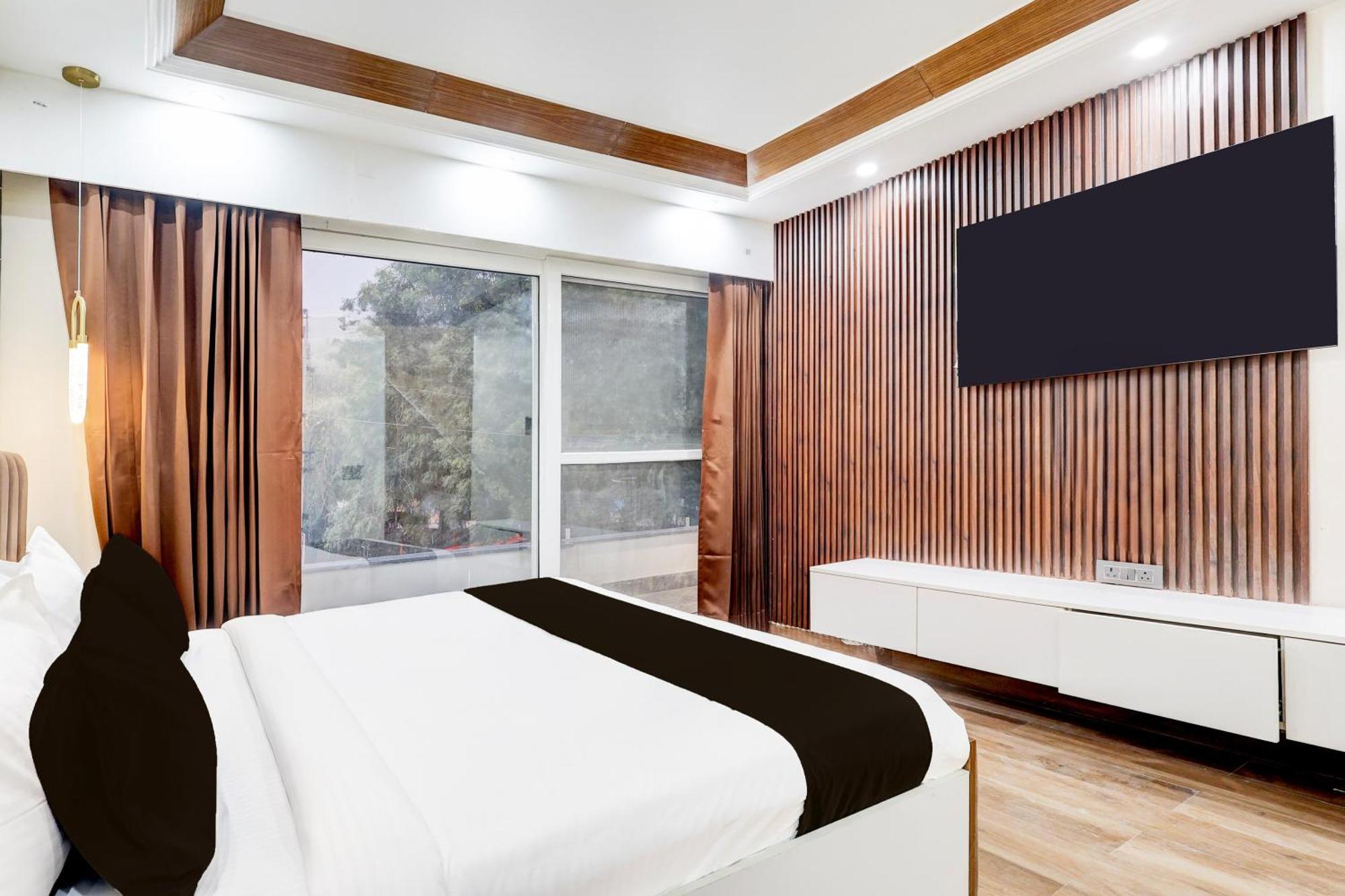Super Hotel O Sector 43 グルガウン エクステリア 写真
